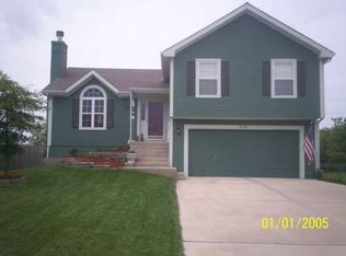 638 E Parma Way, Gardner, KS 66030