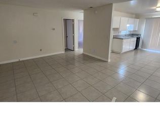 20429 Sago Ct APT 3, Apple Valley, CA 92307