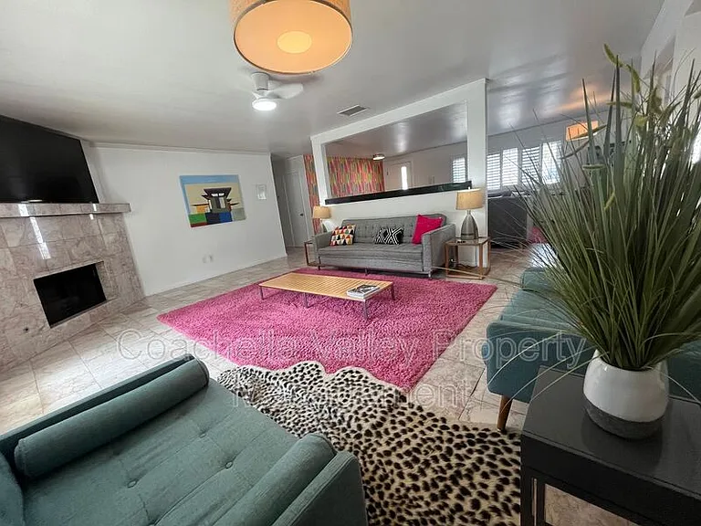 2960 N Cypress Rd — Photo 30