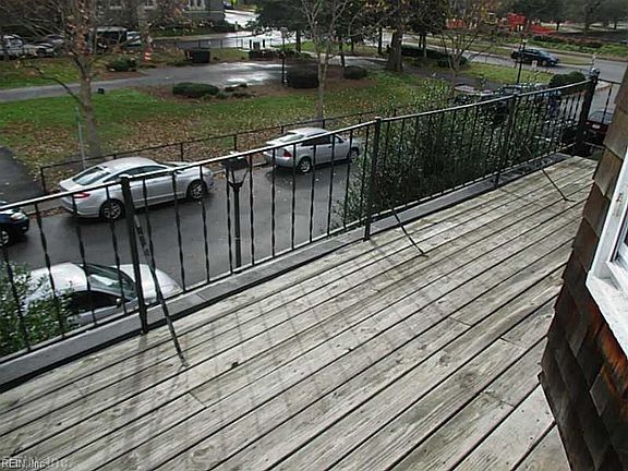 5th image of 611 Stockley Gdns #2