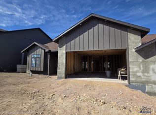 1214 Pinnacle Ct, Rapid City, SD 57701