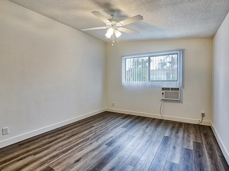 Haskell Apartments — Photo 11