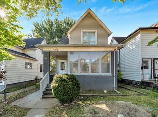 437 Karl Pl, Windsor, ON N9A 5W2