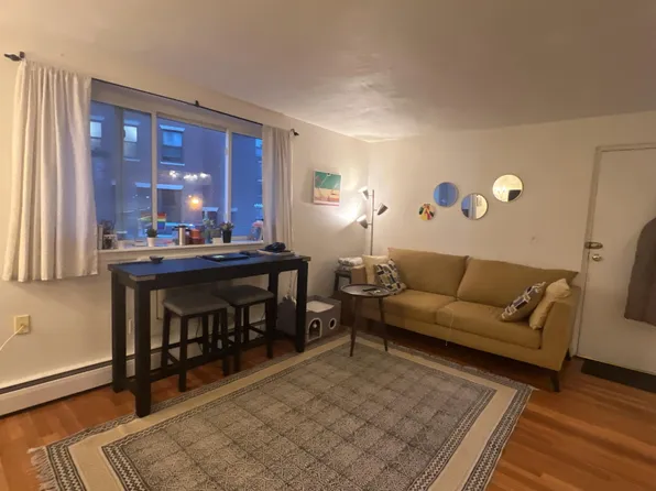 135 Inman St APT 6, Cambridge, MA 02139