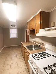 Rented by Realty 2000 Corp