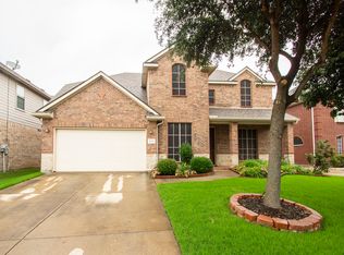 3024 Fairview Dr, Grand Prairie, TX 75052