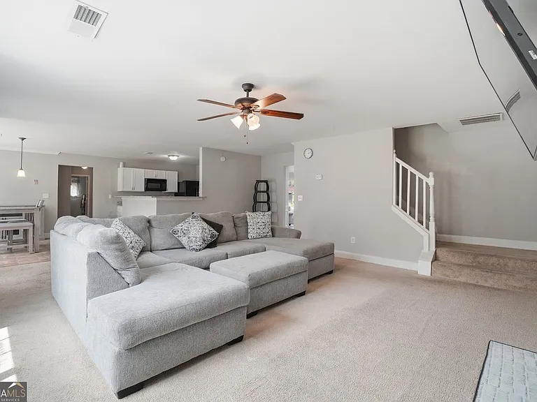 3951 Oak Field Dr — Photo 13