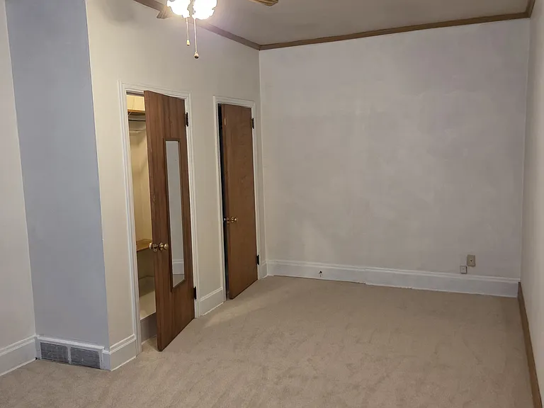 219-223 Westminster Ave #1 — Photo 2