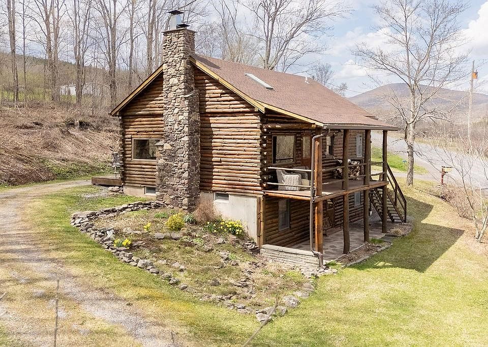 1st image of 851 Lower Meeker Hollow Rd