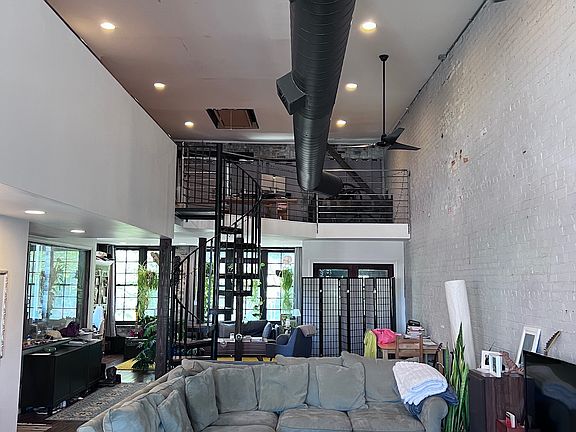 3rd image of 2104 Central Ave #2