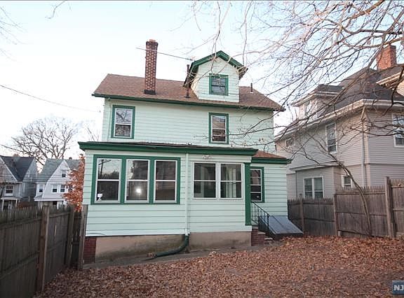 3rd image of 538 Lincoln Ave
