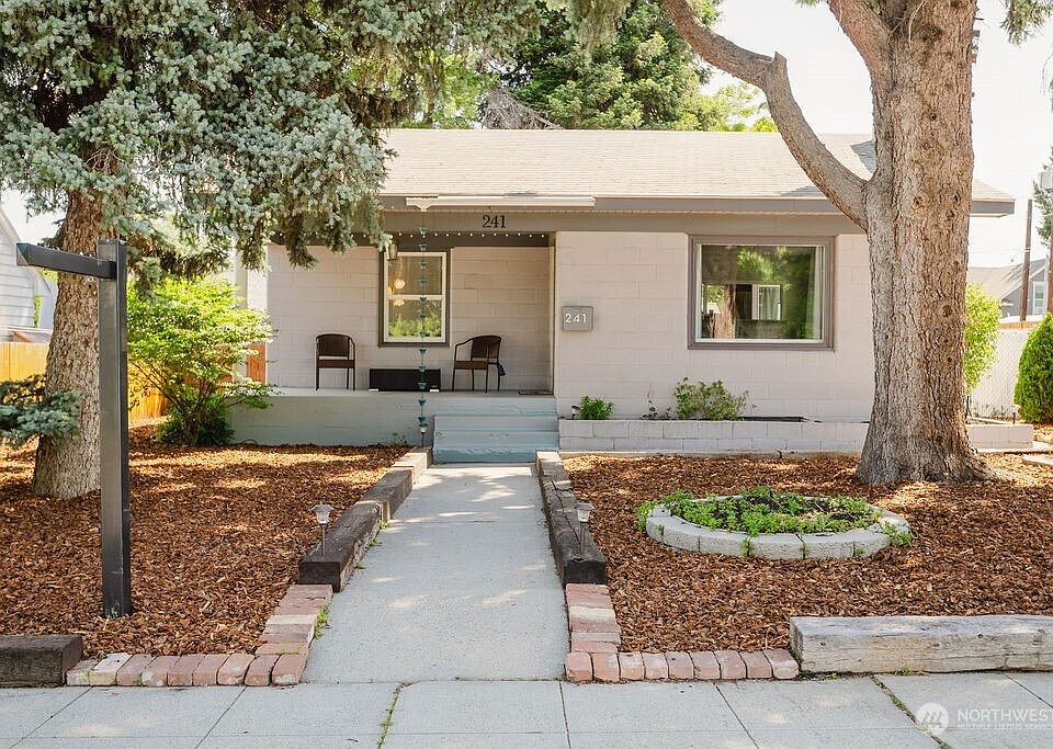 1st image of 241 N Garfield Avenue