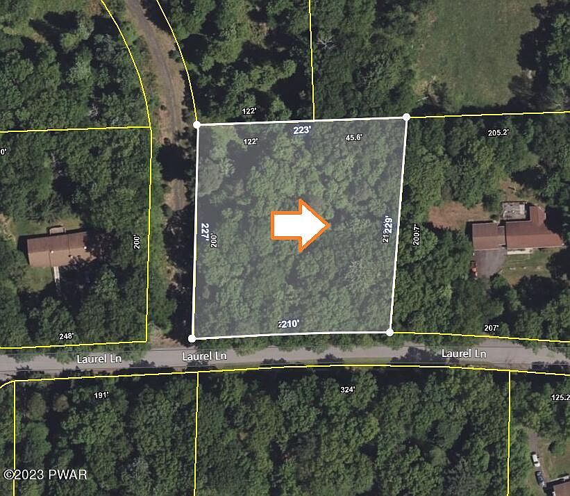 2nd image of 11 Laurel Ln