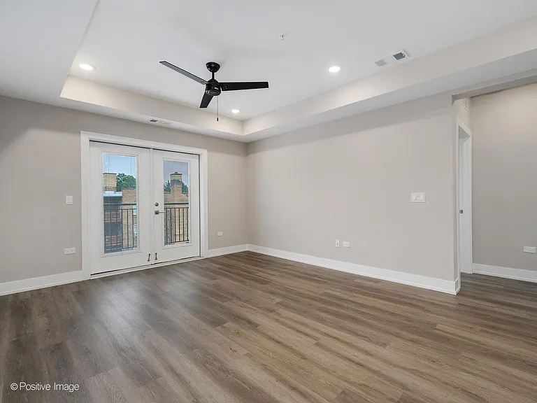 261 Washington Boulevard — Photo 6