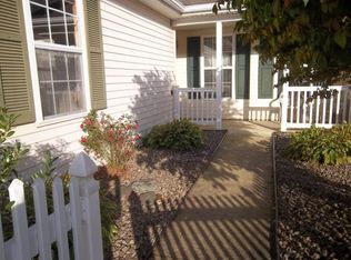 5 Cold Stream Dr, Lancaster, PA 17603