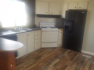 101 NW Campbell St #18, Minco, OK 73059