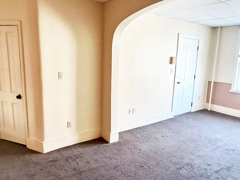 69 W Main St #4 — Photo 4