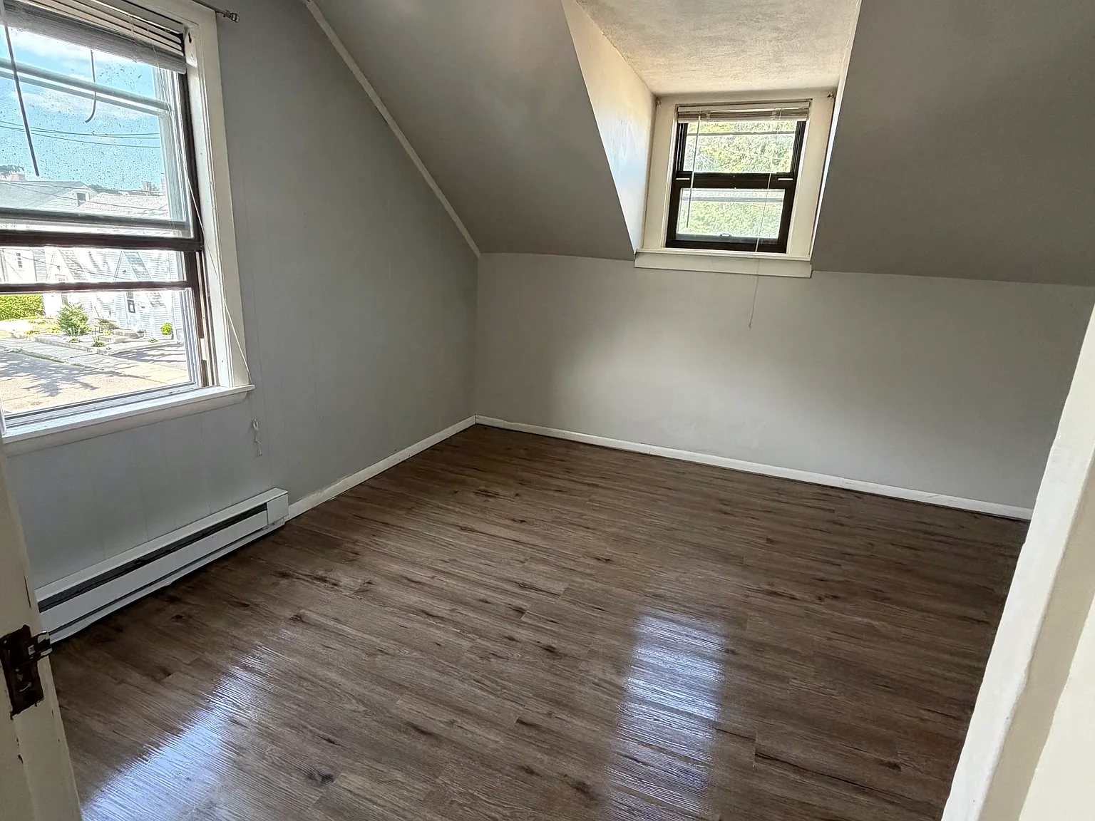 2 bed, 1594 sqft, $1,600 — Photo 4