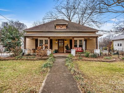 415 W C St, Newton, NC, 28658