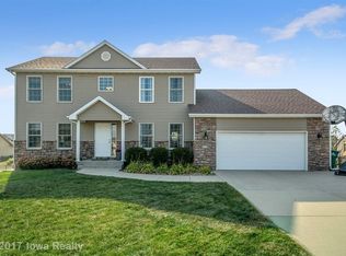 312 NW Waterview Ct, Ankeny, IA 50023