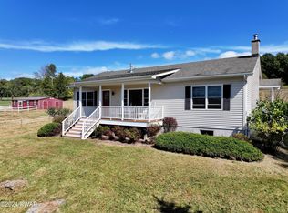 400 Welcome Lake Rd, Beach Lake, PA 18405