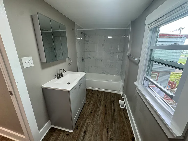 149 E Federal St — Photo 16