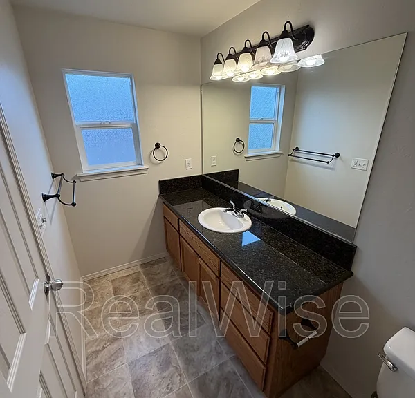 623 Heber Ln — Photo 24