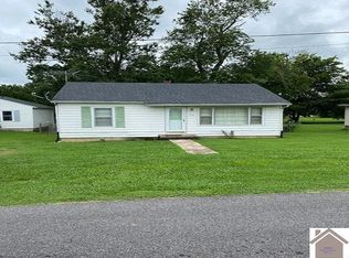 419 Pine St, La Center, KY 42056