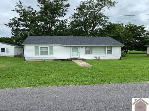 419 Pine St, La Center, KY 42056
