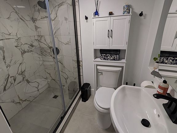 5th image of 1655 SW 23rd Ave #1