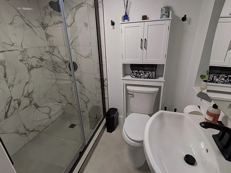 1655 SW 23rd Ave #1 — Photo 5