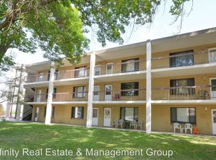 537 Northern Hills Dr NE APT 9, Rochester, MN 55906