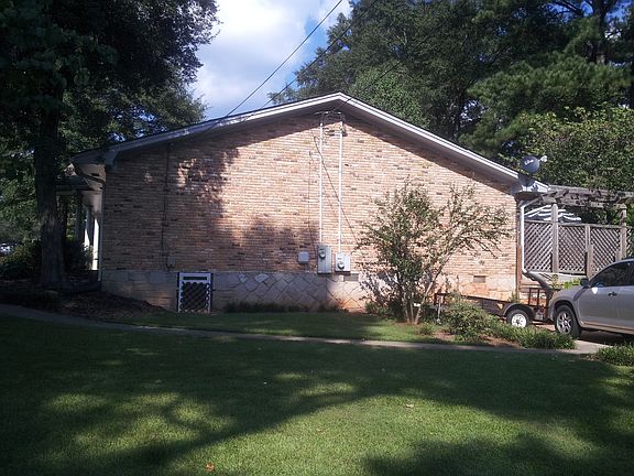 2nd image of 4151 Windsor Oak Dr