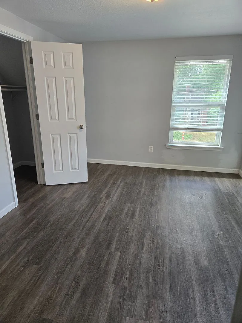 Charming 2-Bedroom Home with Private Master Balcony & Spacious Mud Room — Photo 3