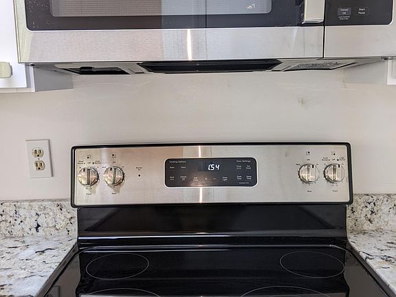 Electric flat-top stove & Built in Microwave