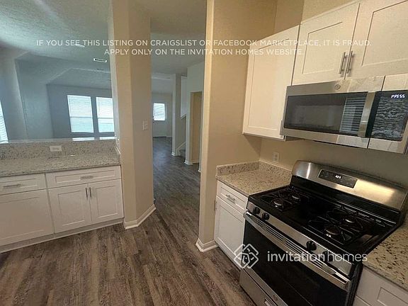 3rd image of 4006 Hawthorne Arbor