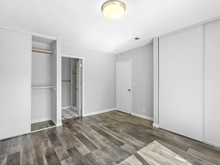 2869 Fairfax Ct — Photo 12