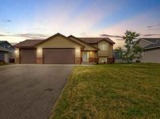 128 Dogwood St NE, Lonsdale, MN 55046