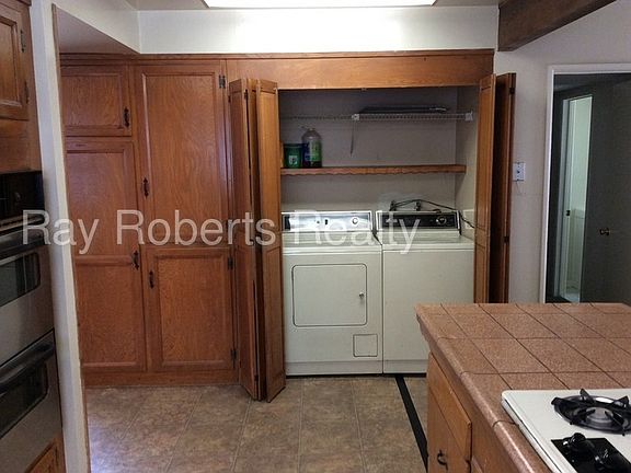 4th image of 16934 S Orchard Ave