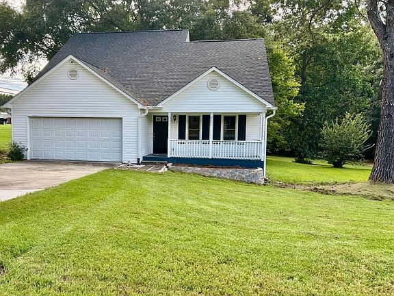 2nd image of 401 Windsor Ct