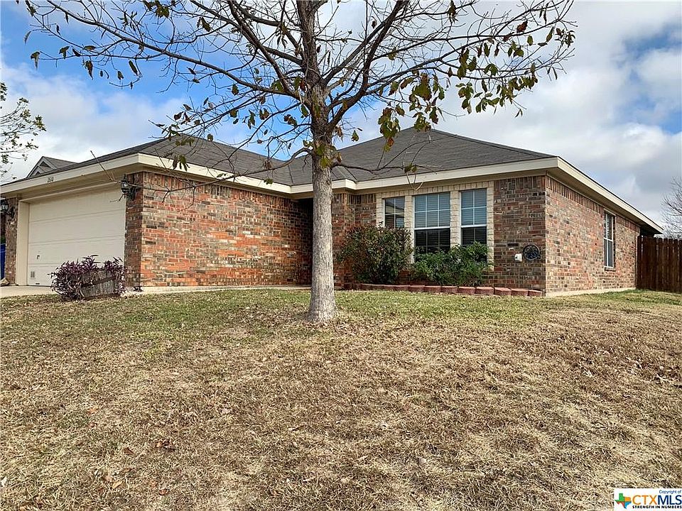 1st image of 2610 Curtis Dr