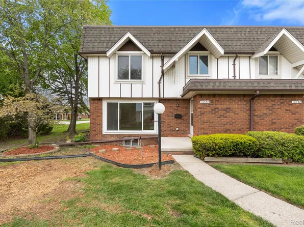 11828 Valley Blvd, Warren, MI 48093