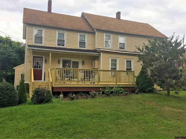 201-205 Bleecker St, Gloversville, NY 12078