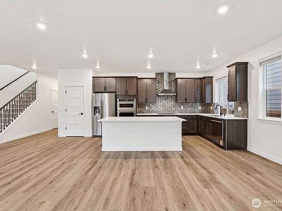 3rd image of 5109 87th Avenue NE #048