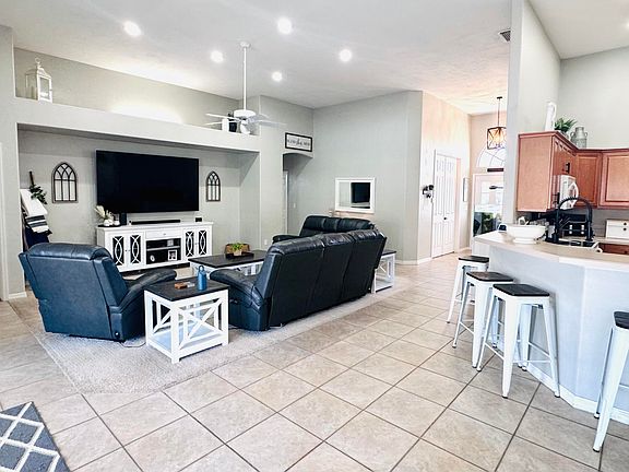 3rd image of 6108 Pheasant Ridge Dr