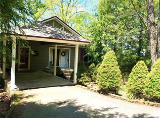 178 Cottage Ln, Mars Hill, NC 28754