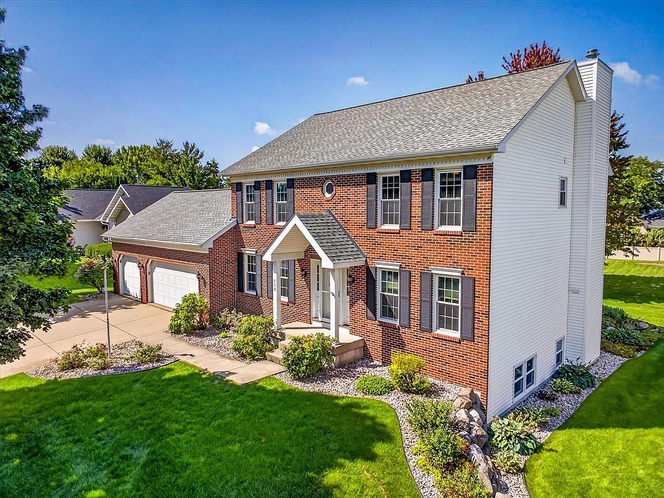 1st image of 858 Chalfont Dr