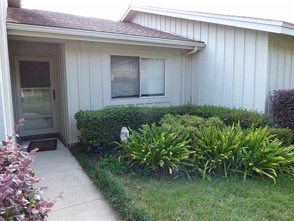 4th image of 7721 Charter Oaks Dr