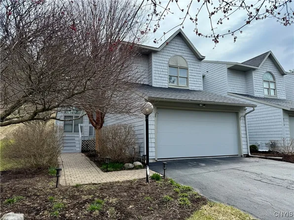 6208 The Hamlet, Jamesville, NY 13078