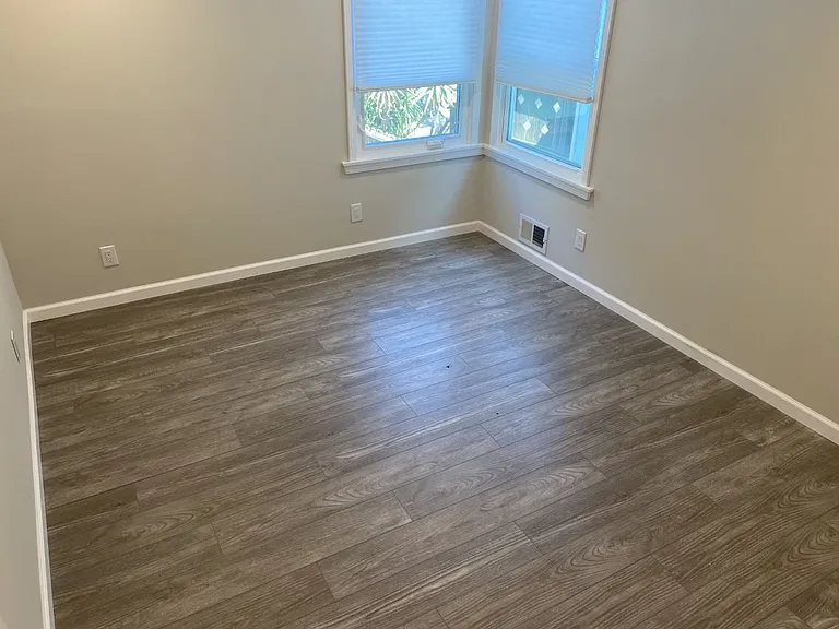 256 Mariposa St — Photo 8